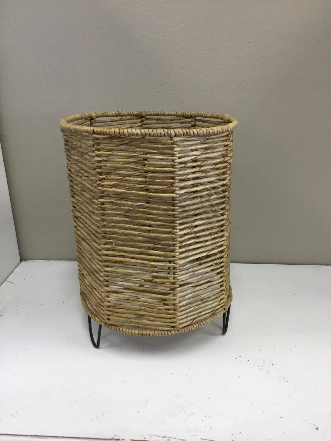 Woven Planter Lg