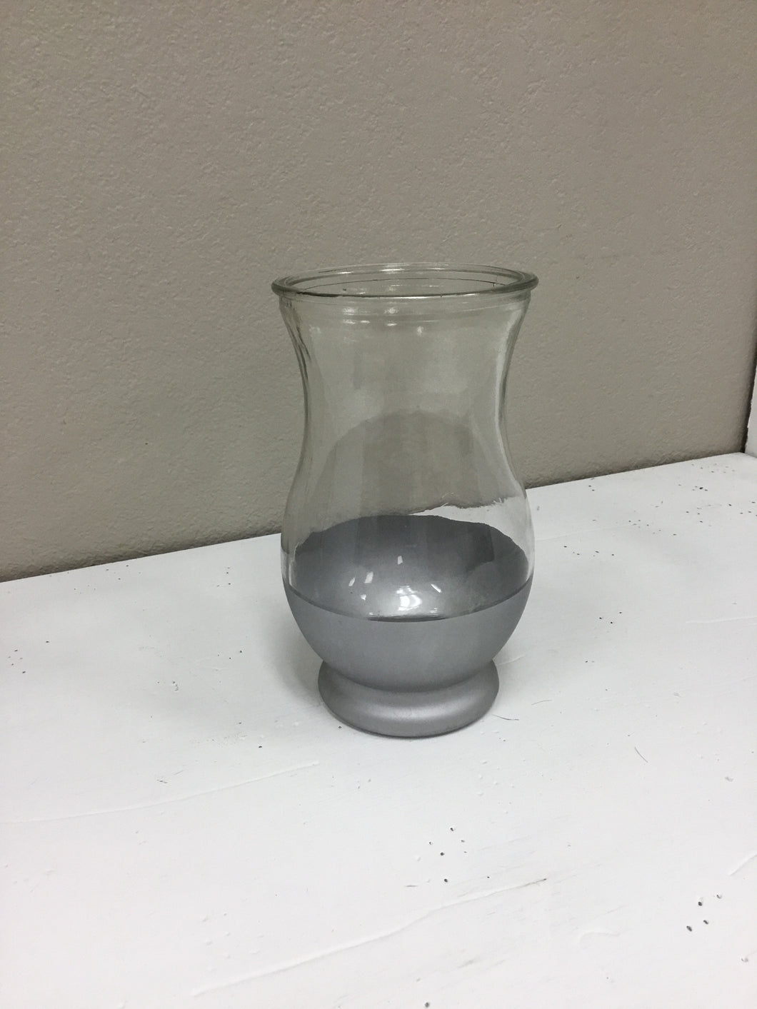 Glass Vase w/ gray bottom