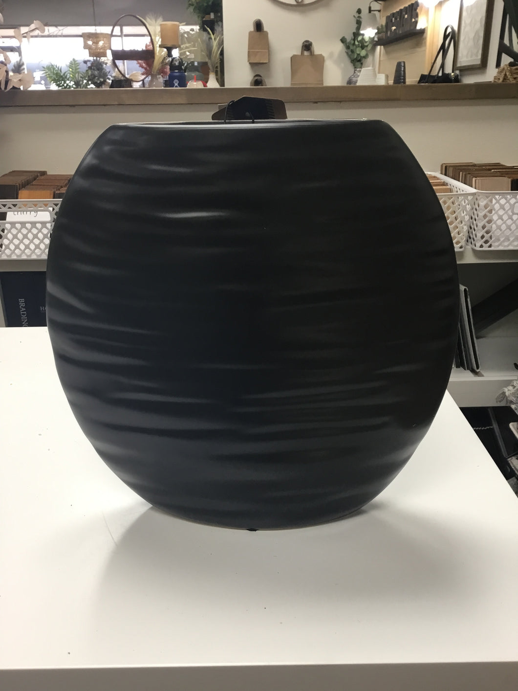 Delphi Vase - Matte Black