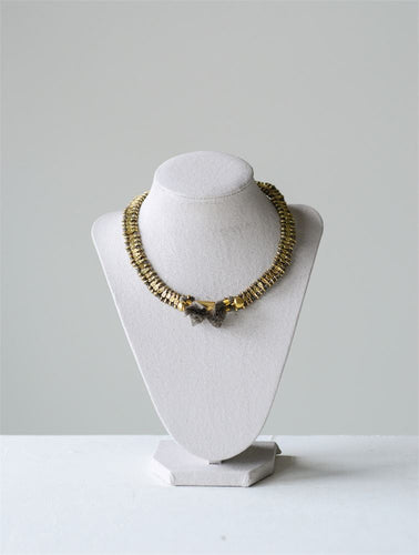 Alloy Jet Necklace W/ Brass Fin Lock